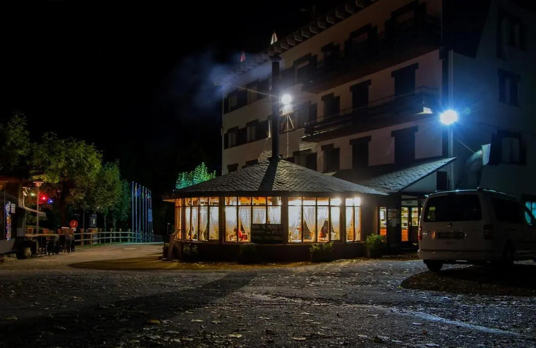 Hostal Les Fonts-1